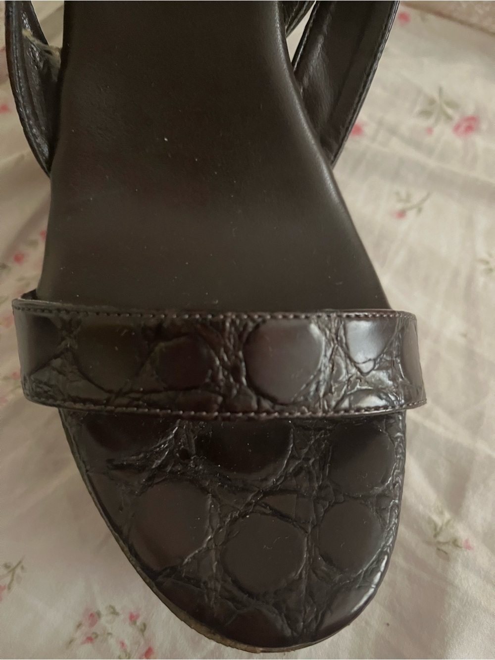 New Charles David Dark Brown Leather Wedges Sandal